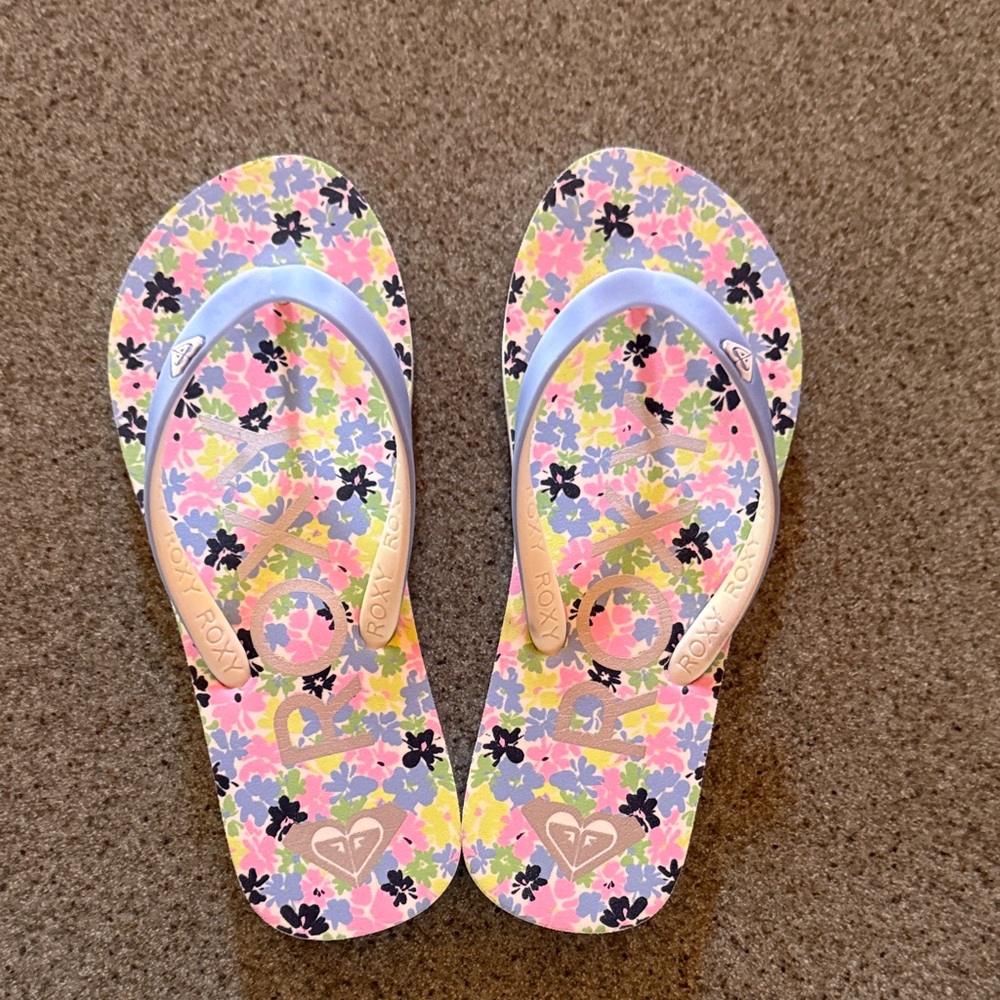 Roxy Multicolor Floral Flip Flops with Pastel Straps